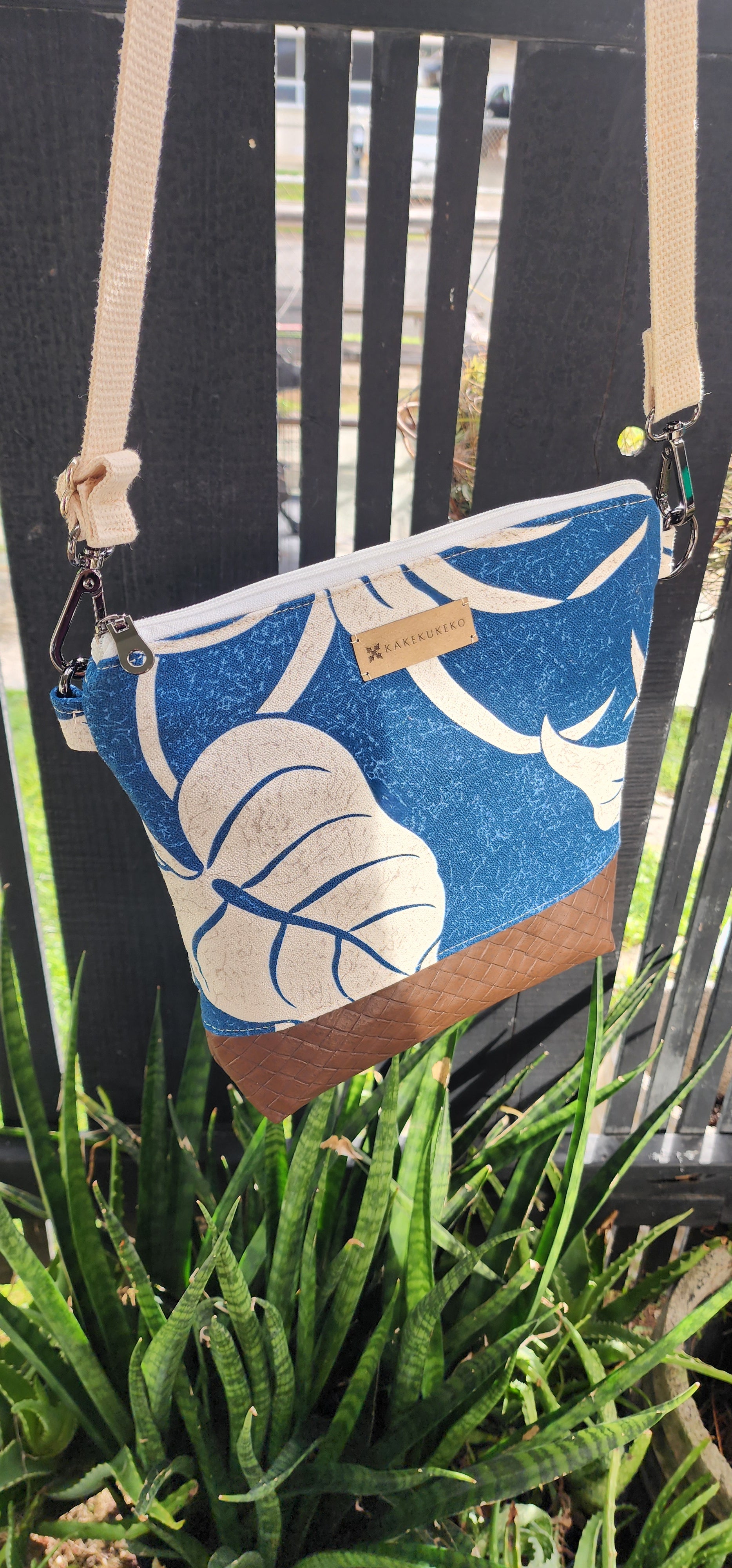 Crossbody Bag image 4